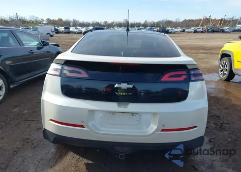 2012 Chevrolet Volt z USA, uszkodzony, nr VIN 1G1RD6E42CU103095